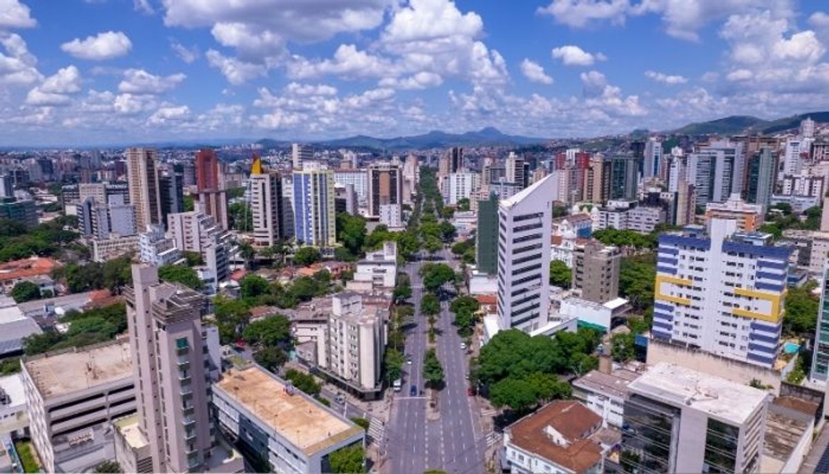 Panorama: Rádio Itatiaia, Liberdade FM, BH FM, Jovem Pan FM e 98 FM avançam em Belo Horizonte