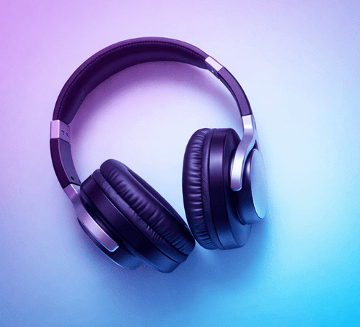 Tendências | Rádio e podcasts se fortalecem como alternativas para alcançar público do streaming sem anúncios