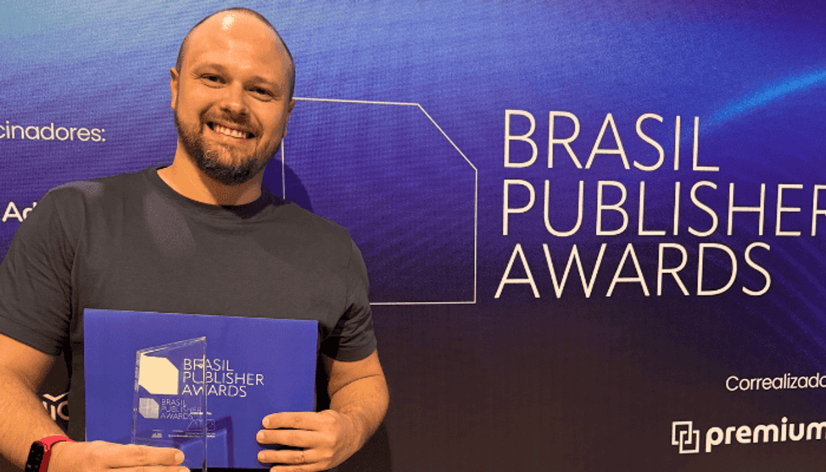 Brasil Publisher Awards 2025: tudoradio.com é premiado como melhor site de tecnologia