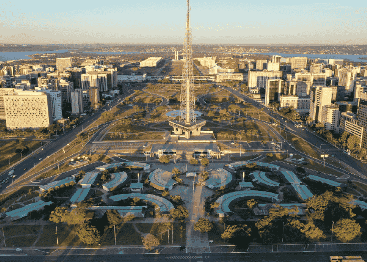 Panorama: Clube FM e Jovem Pan FM seguem com as maiores audiências; Antena 1 e Rádio Mix FM avançam em Brasília