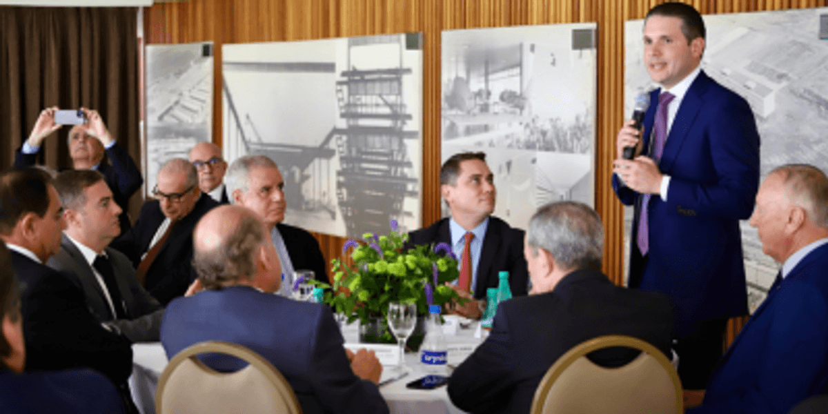 Presidente da Câmara, Hugo Motta, participa de reunião do Conselho Superior da ABERT
