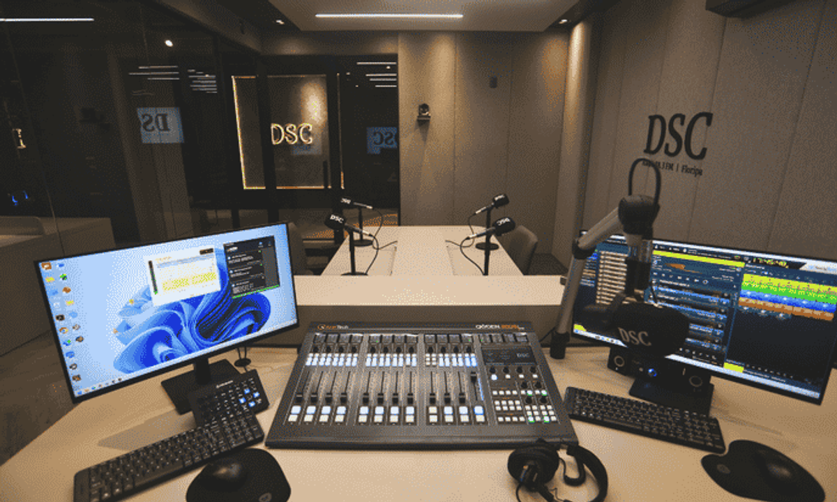 Após inauguração, DSC FM de Florianópolis estreia programação e abre nova etapa de expansão da Rede DSC em Santa Catarina