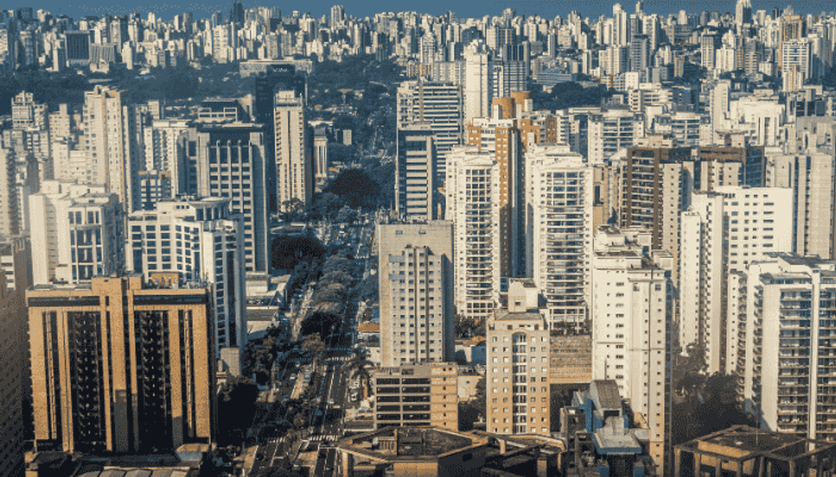 Panorama: Antena 1, Metropolitana e BandNews FM disparam em São Paulo; Alpha FM segue líder em audiência
