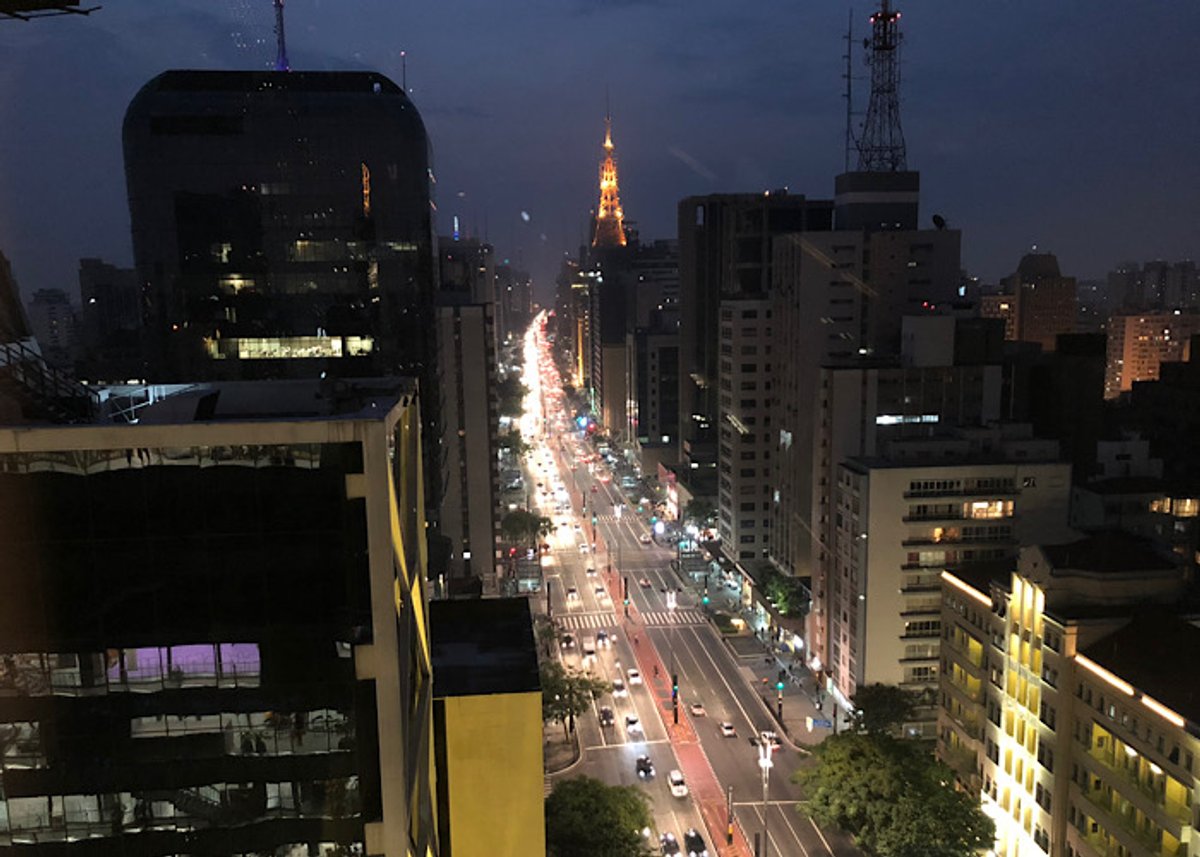 Panorama: Alpha FM amplia liderança em São Paulo; Transcontinental FM e Rádio Mix FM avançam no top 10