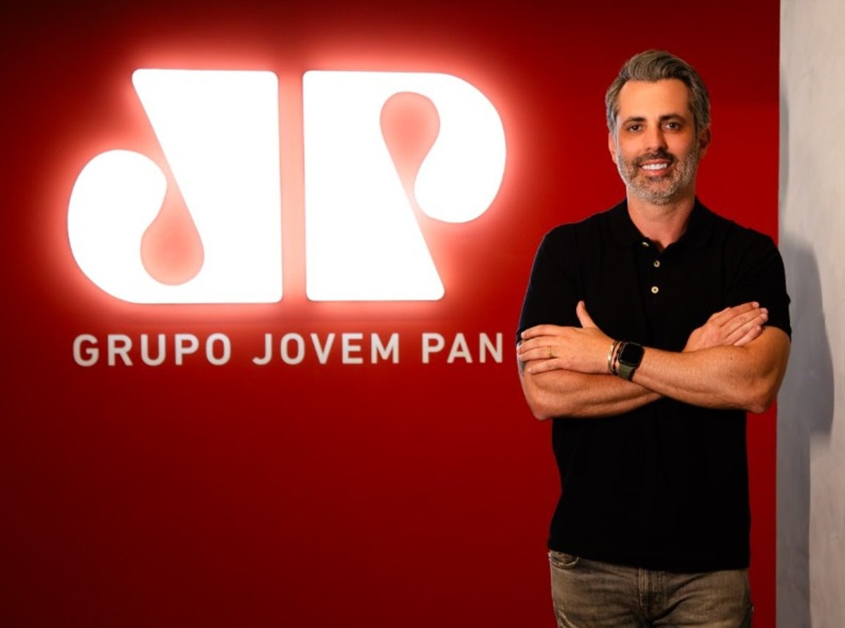Jovem Pan reforça área comercial e anuncia Arthur Ingnez como novo diretor