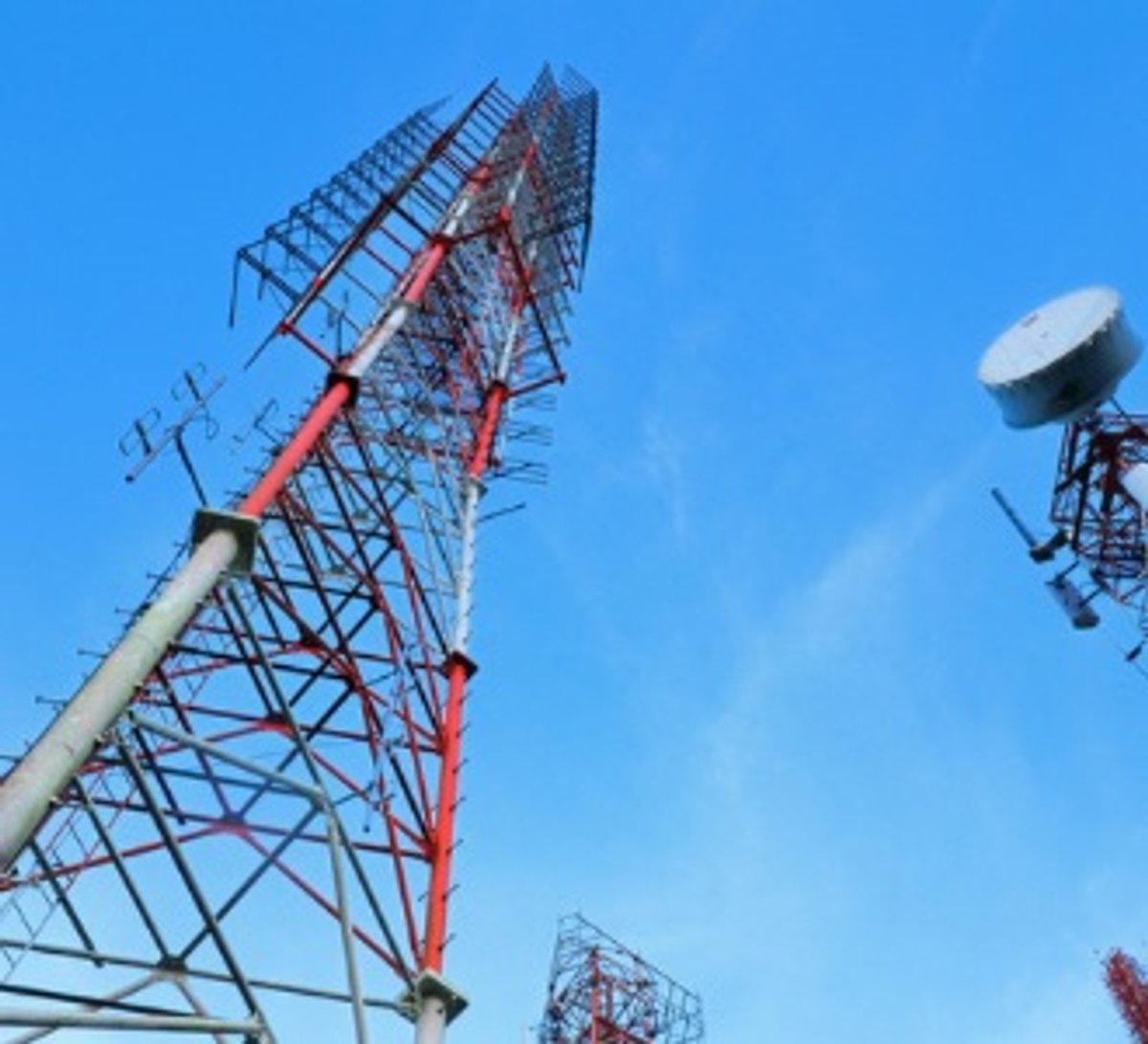 Ministério das Comunicações concede outorgas para abertura de cinco novas rádios FM no Brasil