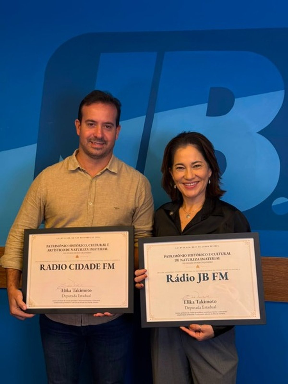 JBFM e Rádio Cidade recebem certificados de Patrimônio Cultural Imaterial do Estado do Rio de Janeiro