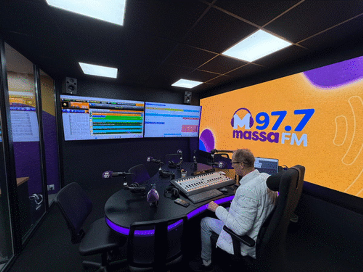 Grupo Massa apresenta nova estrutura da Massa FM ao mercado publicitário em Curitiba