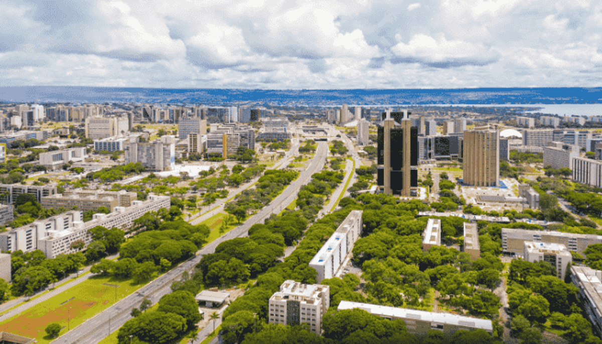 Panorama: Clube FM segue líder e Jovem Pan FM amplia disputa pelo topo; CBN, Jovem Pan News e Verde-Oliva FM avançam em Brasília