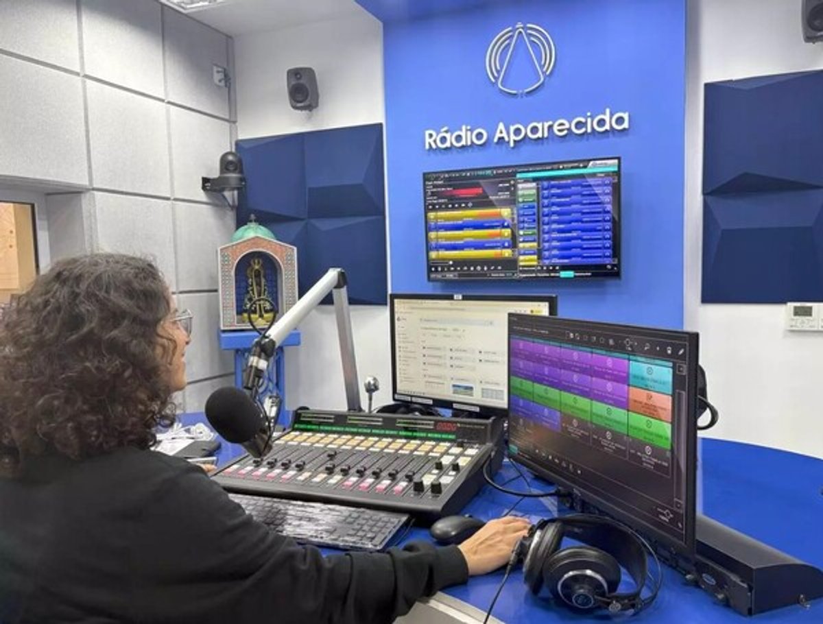 Rádio Aparecida estreia nova programação na região do Vale do Paraíba