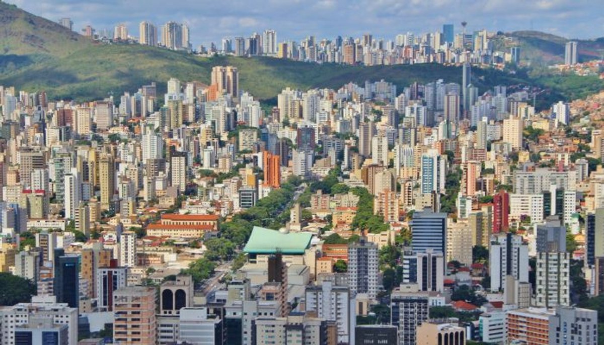 Panorama: Rádio Itatiaia amplia liderança em Belo Horizonte e Liberdade FM segue vice-líder geral; Antena 1 ganha posição e CBN entra no top 10